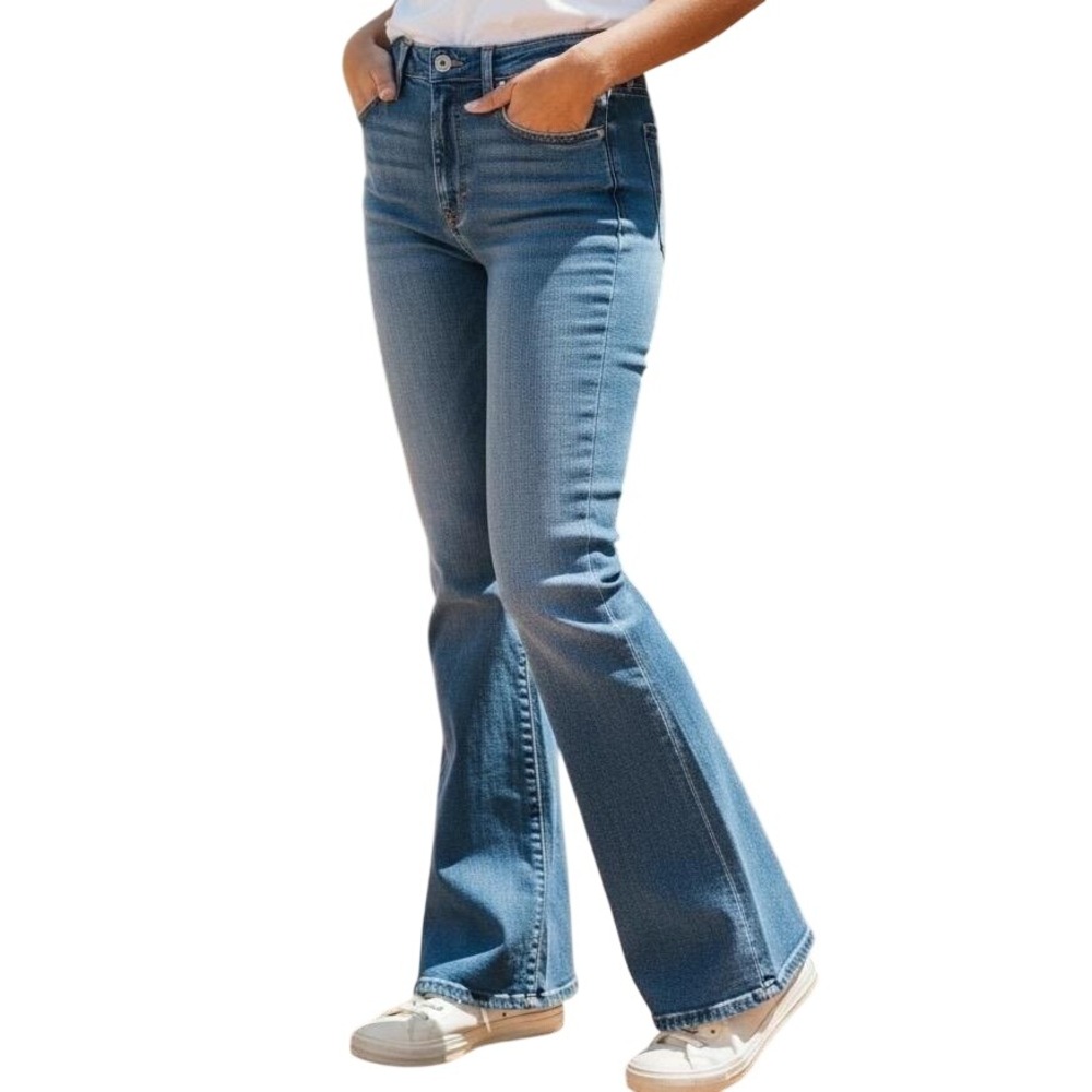 O2‎ DENIM Women's Size 27 Blue Flare Bell Bottom Jeans